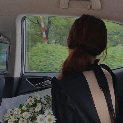 脱口秀演员段子冒犯群体，现场观众起哄，整整一周引热议